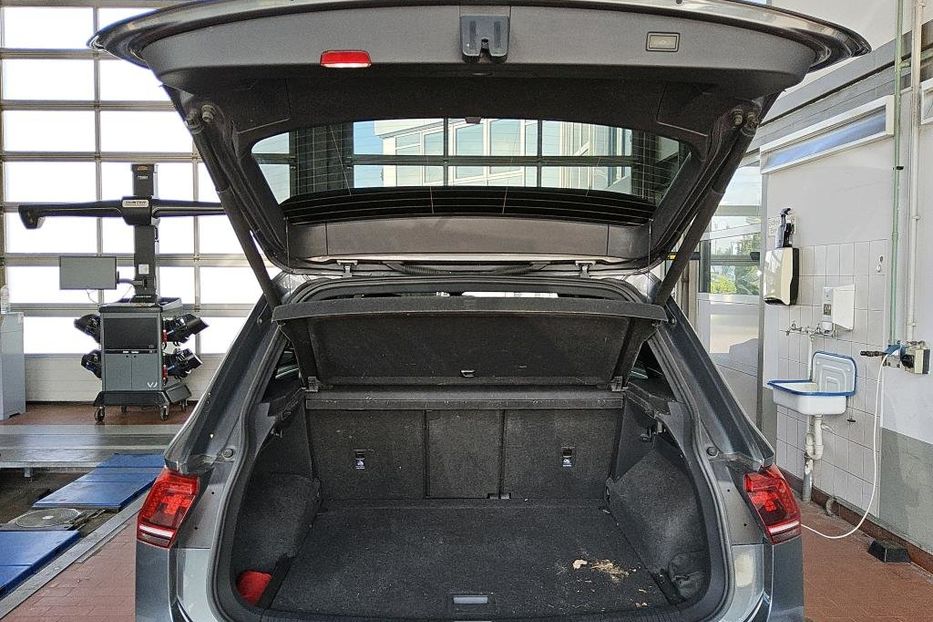 Продам Volkswagen Tiguan R-Line HL 140kw 4x4 v1470 2020 года в Луцке