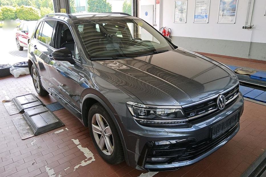 Продам Volkswagen Tiguan R-Line HL 140kw 4x4 v1470 2020 года в Луцке