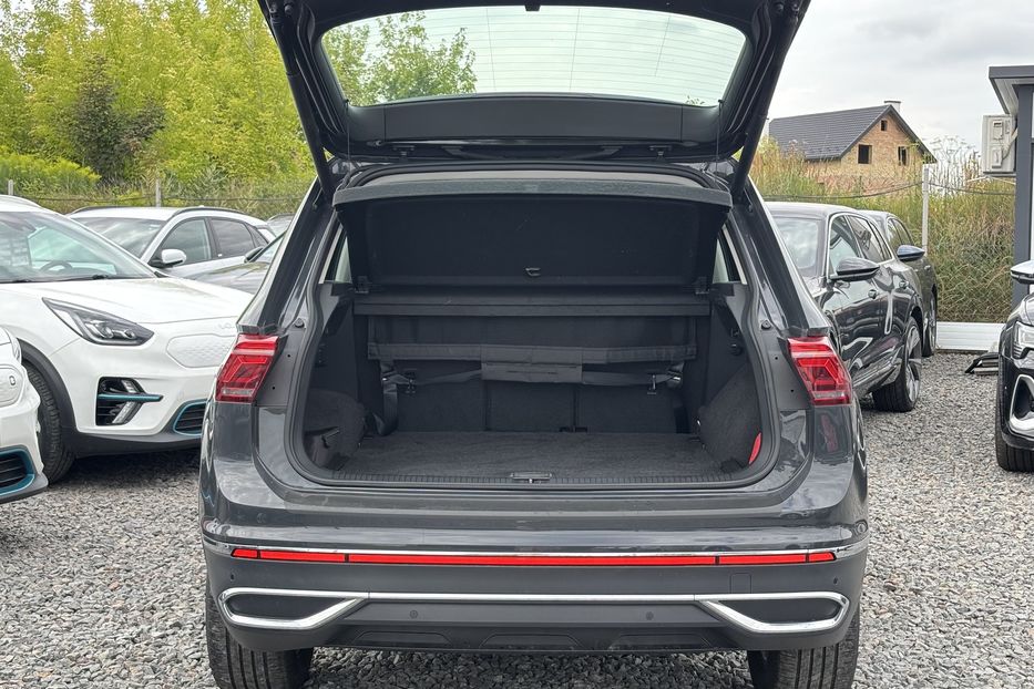Продам Volkswagen Tiguan 2.0диз 147kW DSG Elegance 4х4 2021 года в Львове