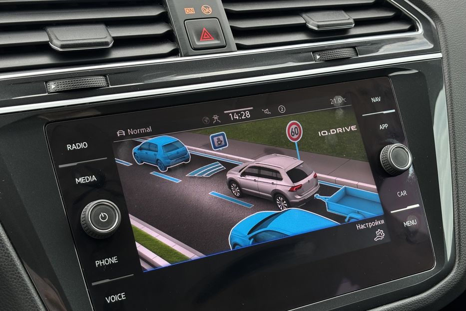 Продам Volkswagen Tiguan 2.0диз 147kW DSG Elegance 4х4 2021 года в Львове