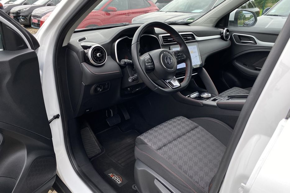 Продам MG 3 51 kWh 130кВт 172 к.с. 2022 года в Львове
