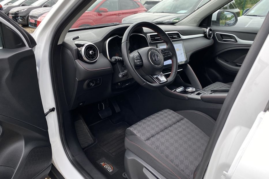 Продам MG 3 51 kWh 130кВт 172 к.с. 2022 года в Львове