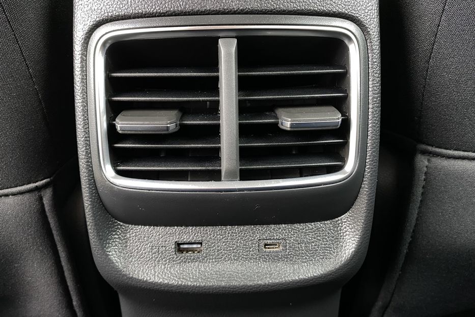 Продам MG 3 51 kWh 130кВт 172 к.с. 2022 года в Львове