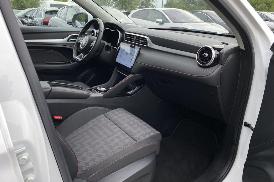 Продам MG 3 51 kWh 130кВт 172 к.с. 2022 года в Львове