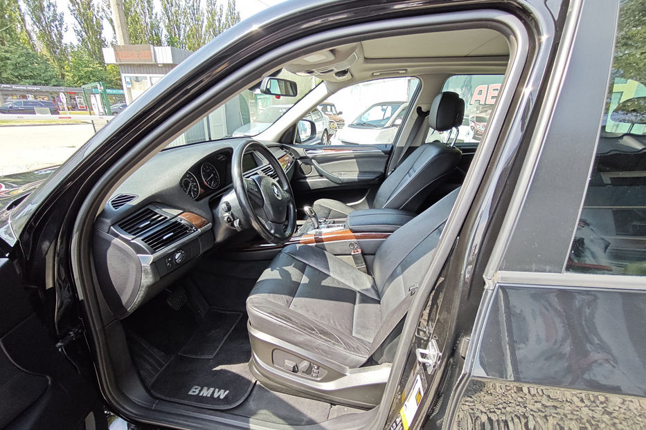 Продам BMW X5 2010 года в Киеве