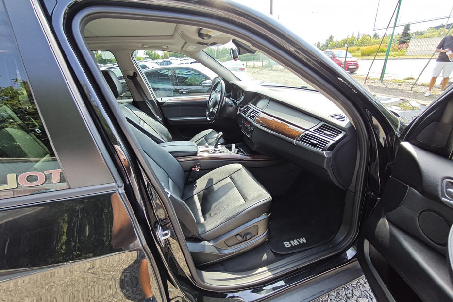 Продам BMW X5 2010 года в Киеве