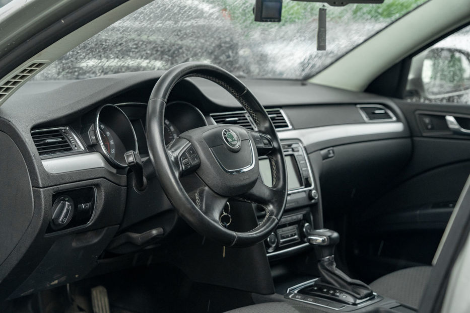 Продам Skoda Superb 2010 года в Черновцах