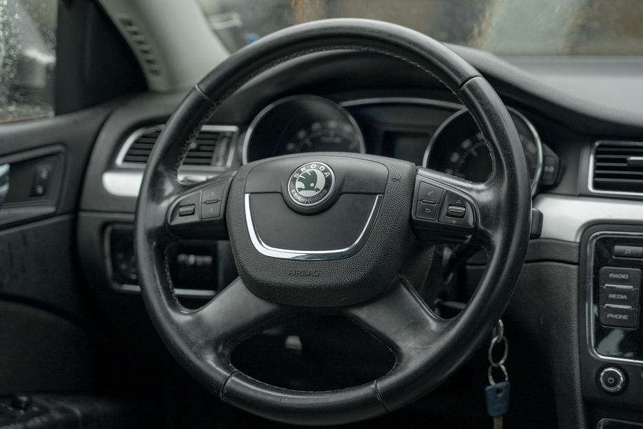 Продам Skoda Superb 2010 года в Черновцах