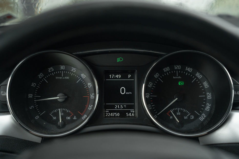 Продам Skoda Superb 2010 года в Черновцах