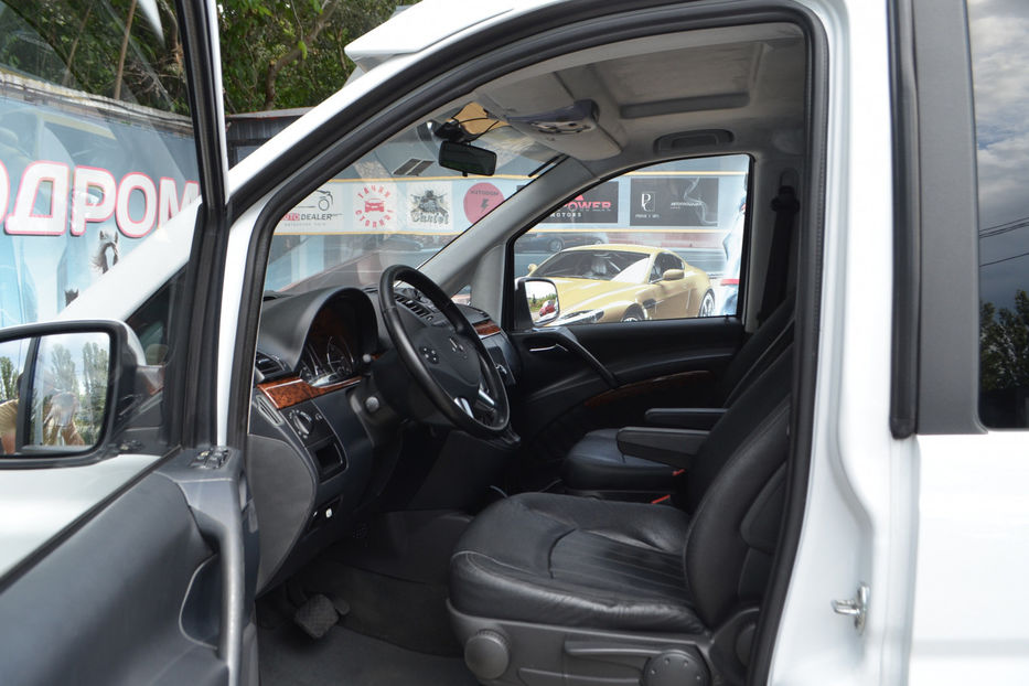 Продам Mercedes-Benz Viano пасс. 2013 года в Киеве