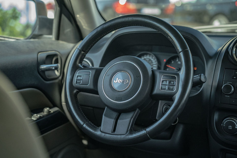 Продам Jeep Patriot 2010 года в Черновцах