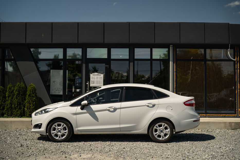 Продам Ford Fiesta SE 2014 года в Черновцах