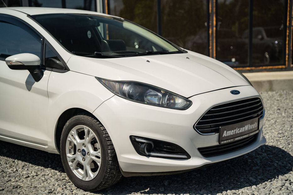 Продам Ford Fiesta SE 2014 года в Черновцах
