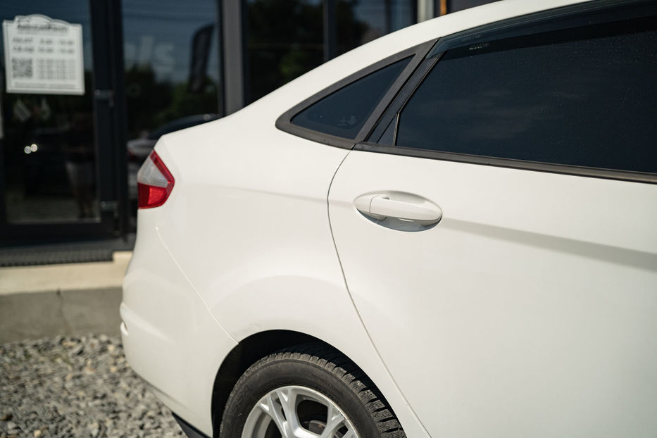 Продам Ford Fiesta SE 2014 года в Черновцах