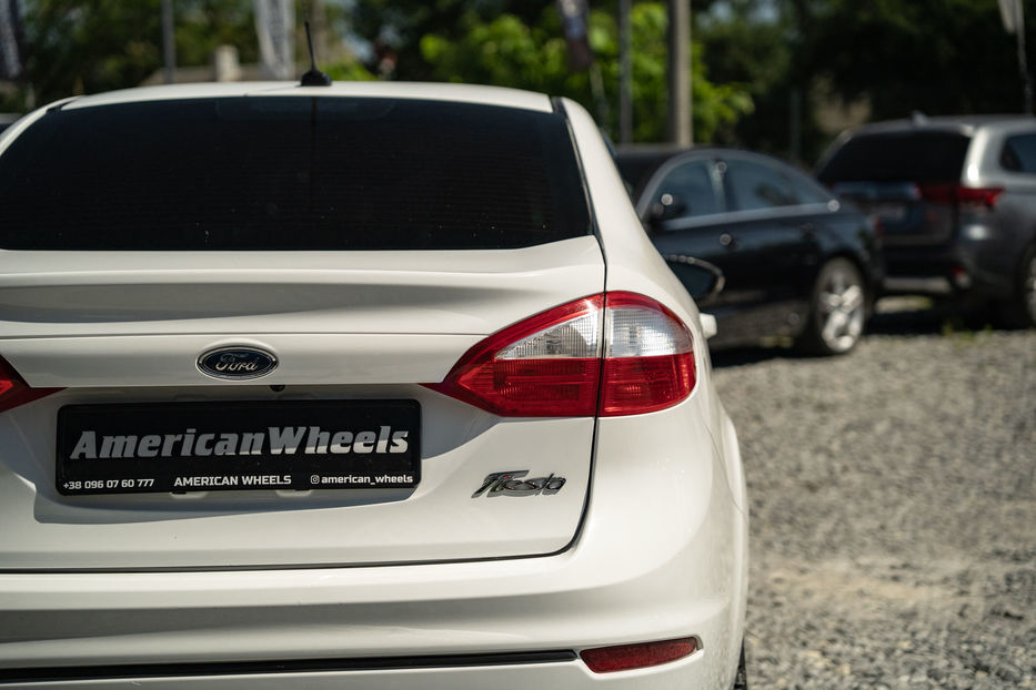 Продам Ford Fiesta SE 2014 года в Черновцах
