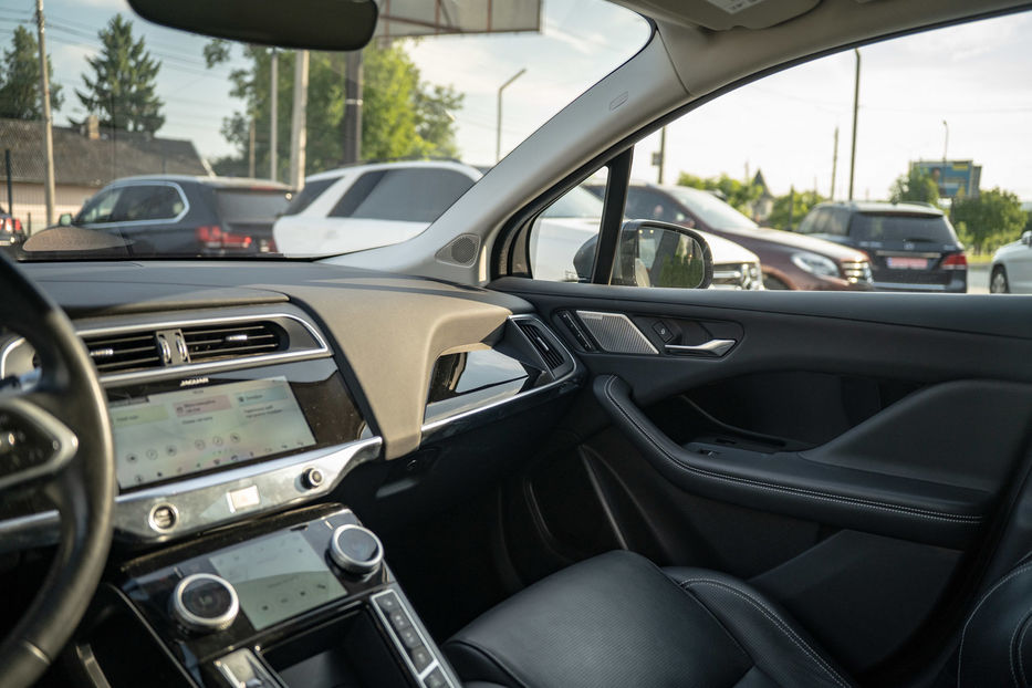 Продам Jaguar E-Pace HSE 2019 года в Черновцах