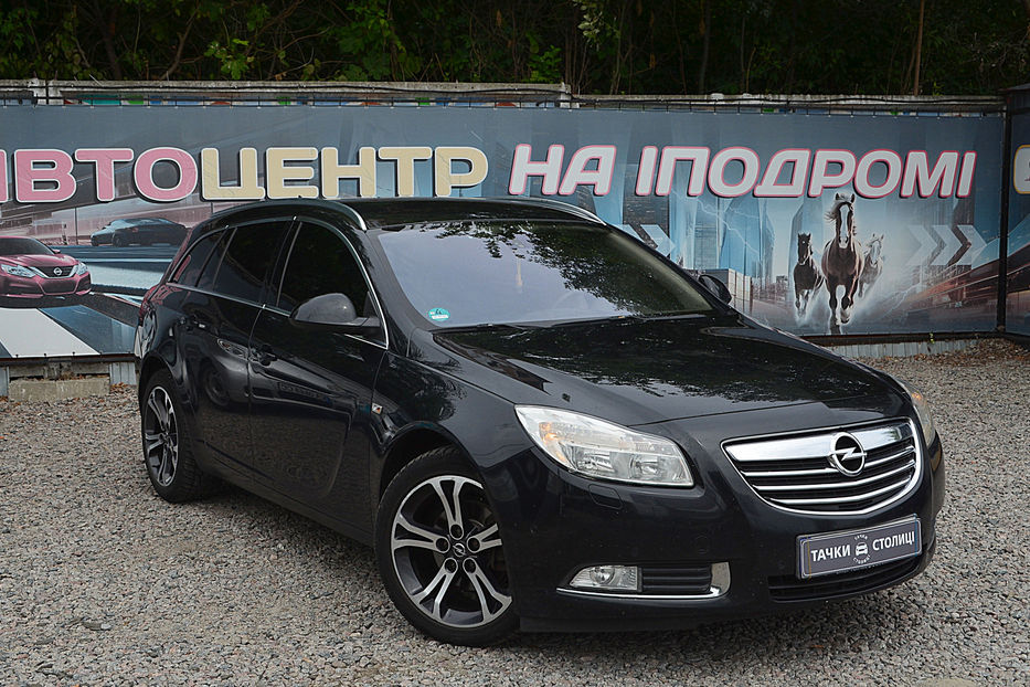 Продам Opel Insignia 2013 года в Киеве