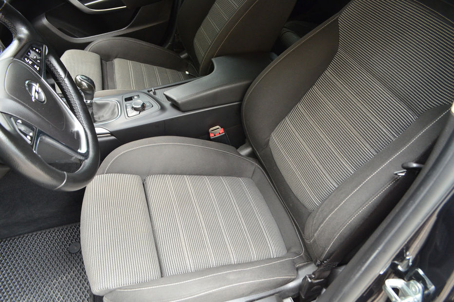 Продам Opel Insignia 2013 года в Киеве