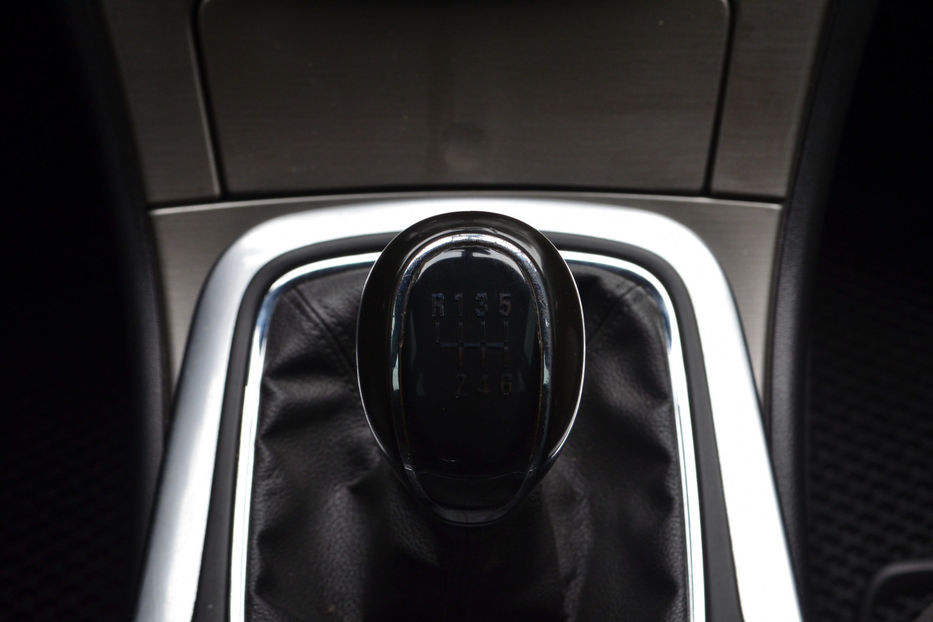Продам Opel Insignia 2013 года в Киеве