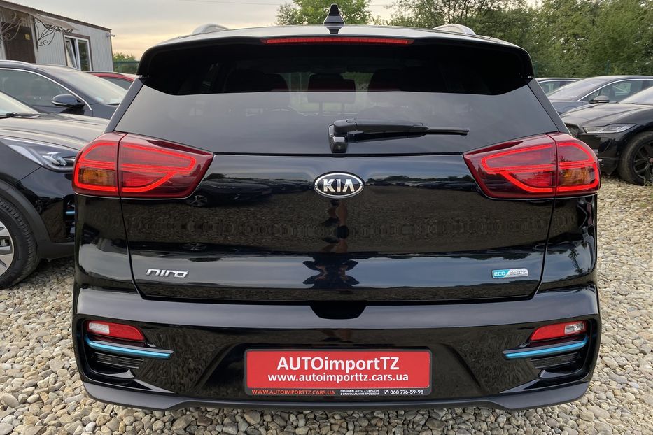 Продам Kia Niro 64кВтМакс.комплектаціяК-тколіс 2021 года в Львове