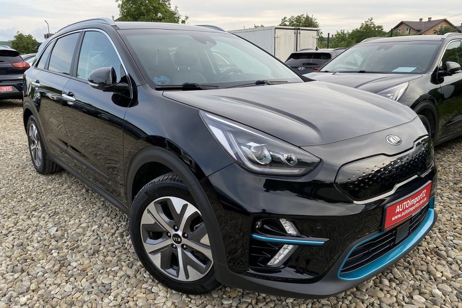Продам Kia Niro 64кВтМакс.комплектаціяК-тколіс 2021 года в Львове