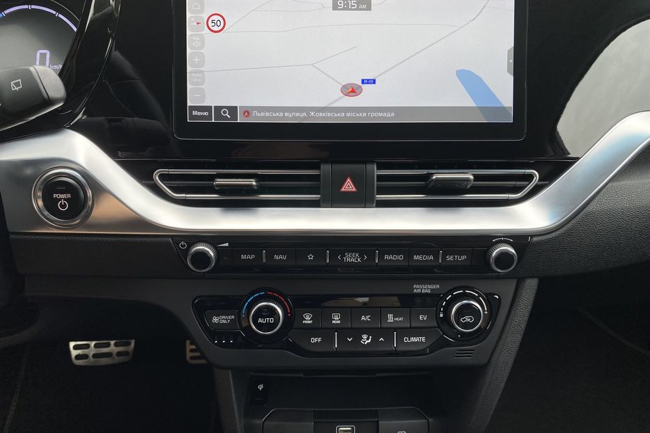 Продам Kia Niro 64кВтМакс.комплектаціяК-тколіс 2021 года в Львове