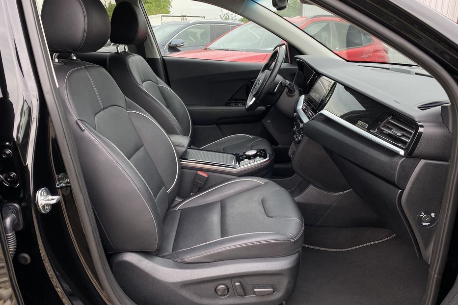 Продам Kia Niro 64кВтМакс.комплектаціяК-тколіс 2021 года в Львове