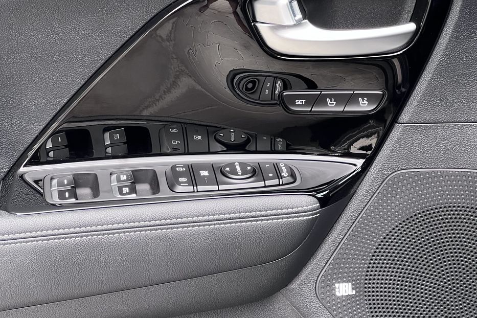 Продам Kia Niro ExecutiveLine 2021 года в Тернополе