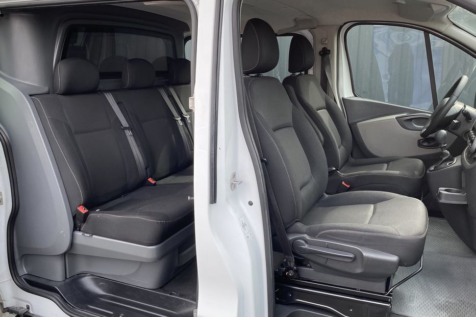 Продам Renault Trafic пасс. 2016 года в Луцке