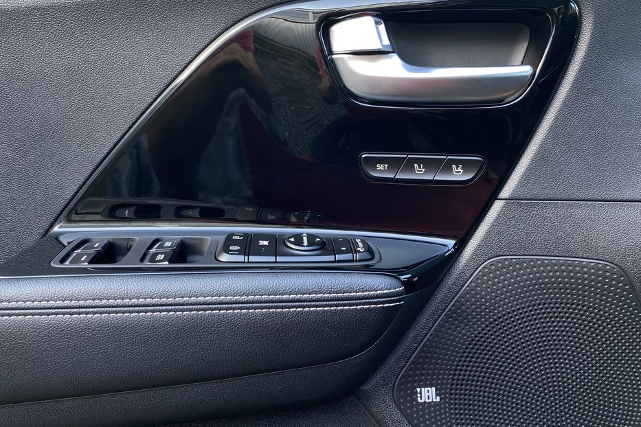 Продам Kia Niro 64 кВт Макс. комплектація 2021 года в Львове
