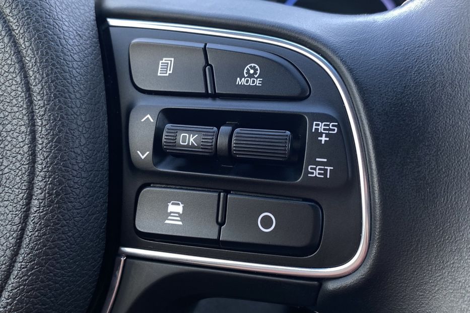 Продам Kia Niro 64 кВт Макс. комплектація 2021 года в Львове