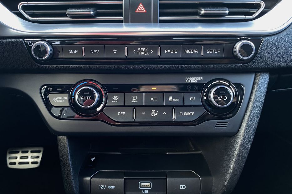 Продам Kia Niro 64 кВт Макс. комплектація 2021 года в Львове