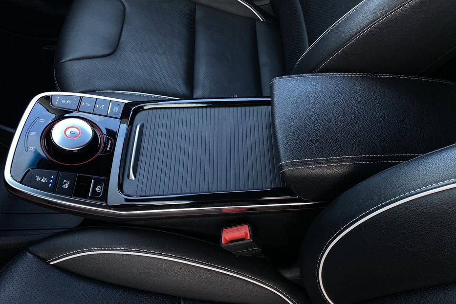 Продам Kia Niro 64 кВт Макс. комплектація 2021 года в Львове