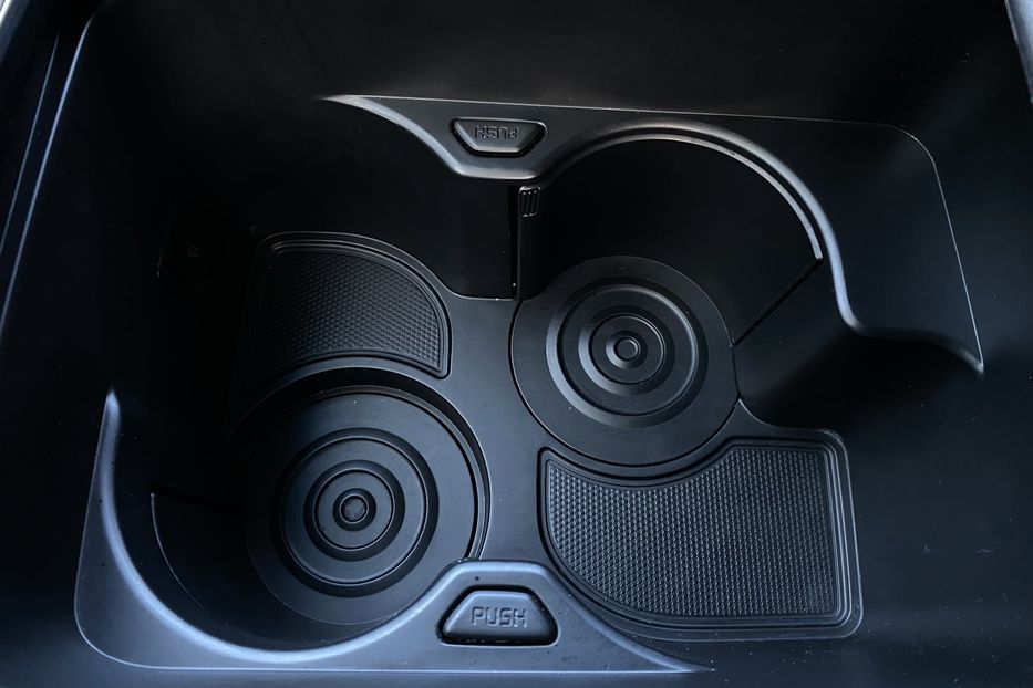 Продам Kia Niro 64 кВт Макс. комплектація 2021 года в Львове