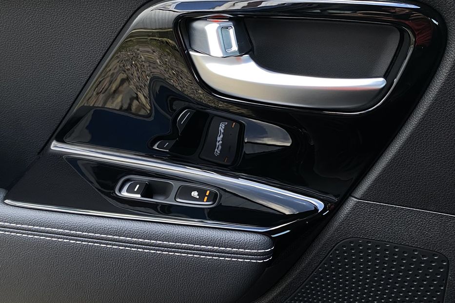 Продам Kia Niro 64 кВт Макс. комплектація 2021 года в Львове