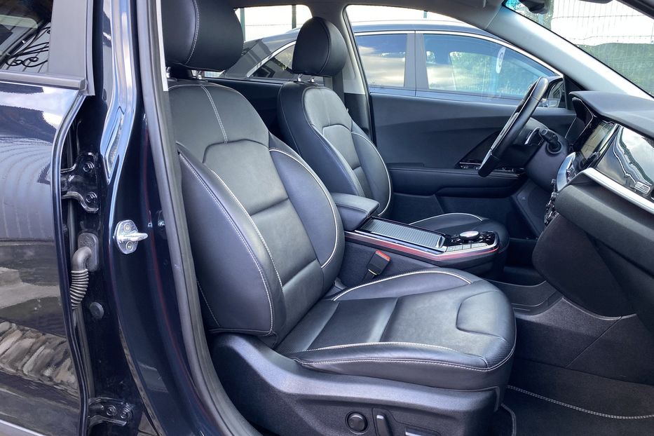 Продам Kia Niro 64 кВт Макс. комплектація 2021 года в Львове
