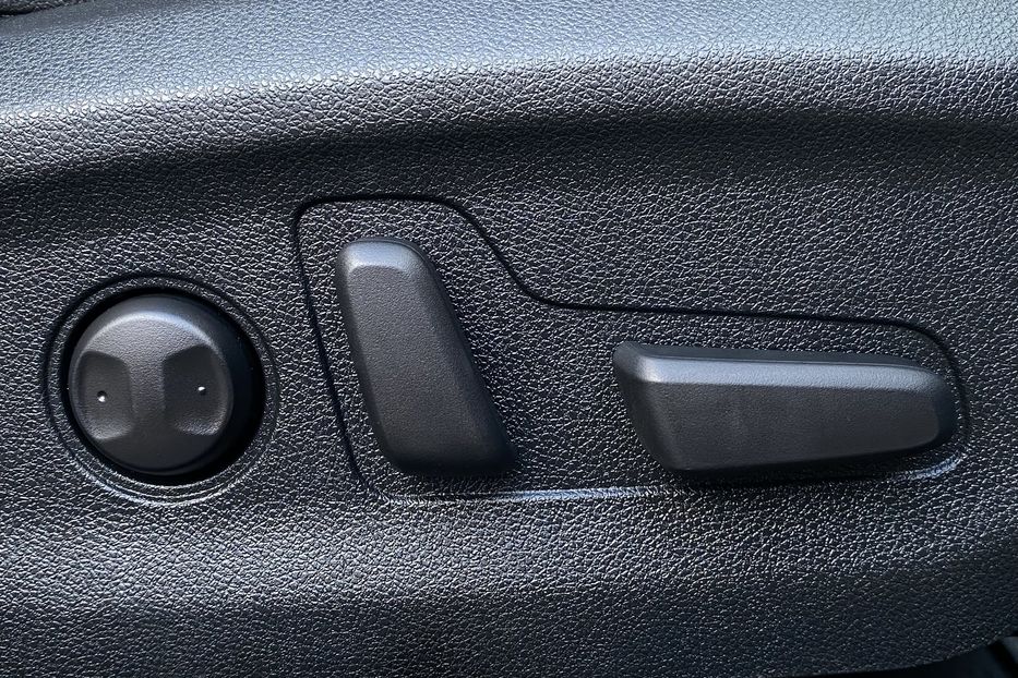 Продам Kia Niro 64 кВт Макс. комплектація 2021 года в Львове