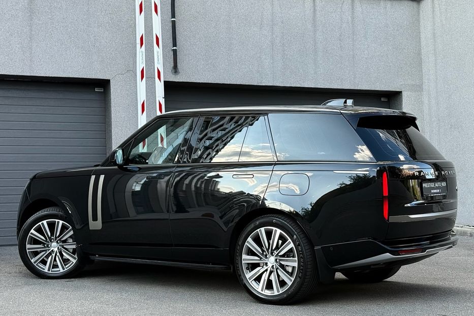 Продам Land Rover Range Rover HSE P440 2022 года в Киеве