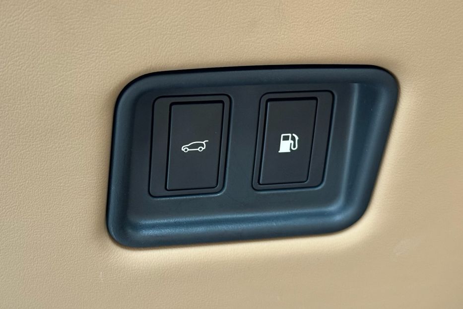 Продам Land Rover Range Rover HSE P440 2022 года в Киеве