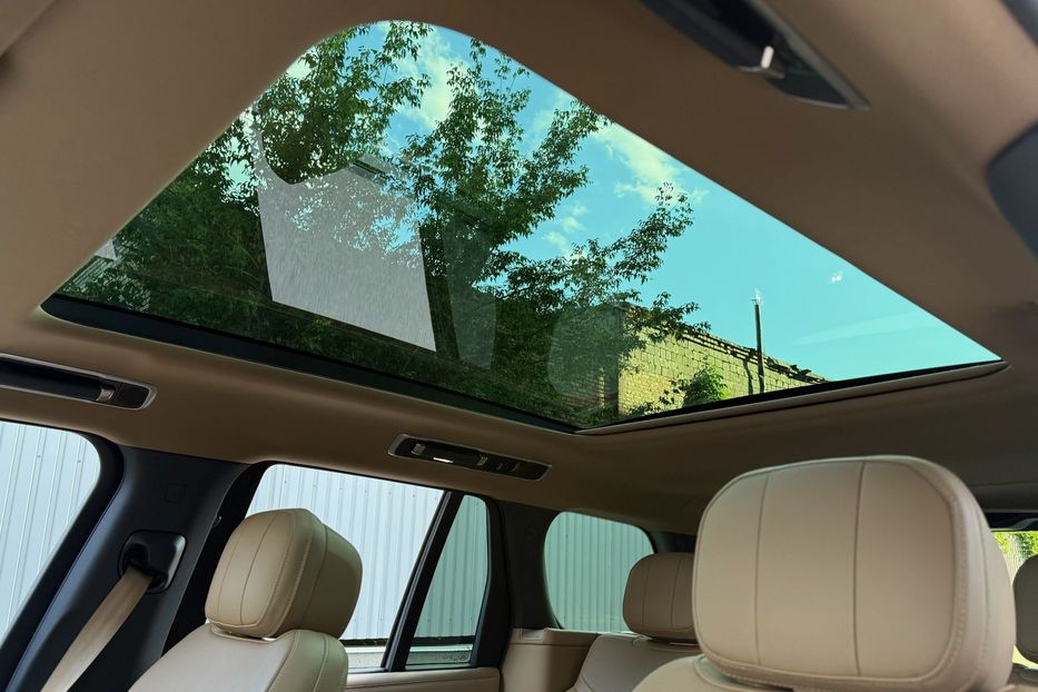 Продам Land Rover Range Rover HSE P440 2022 года в Киеве