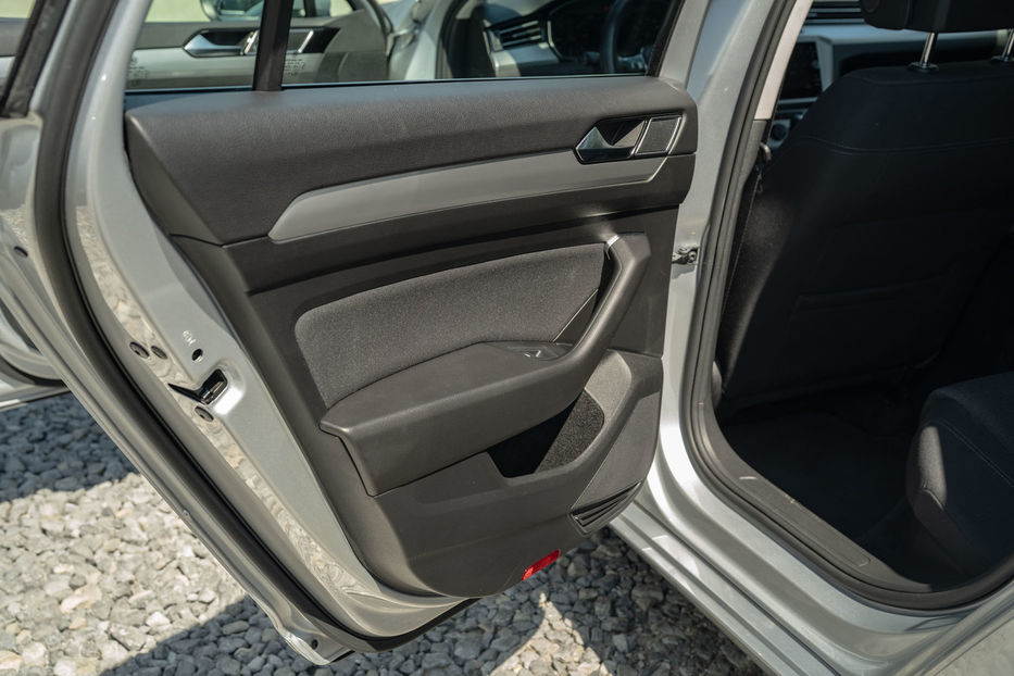Продам Volkswagen Passat B8 2018 года в Черновцах