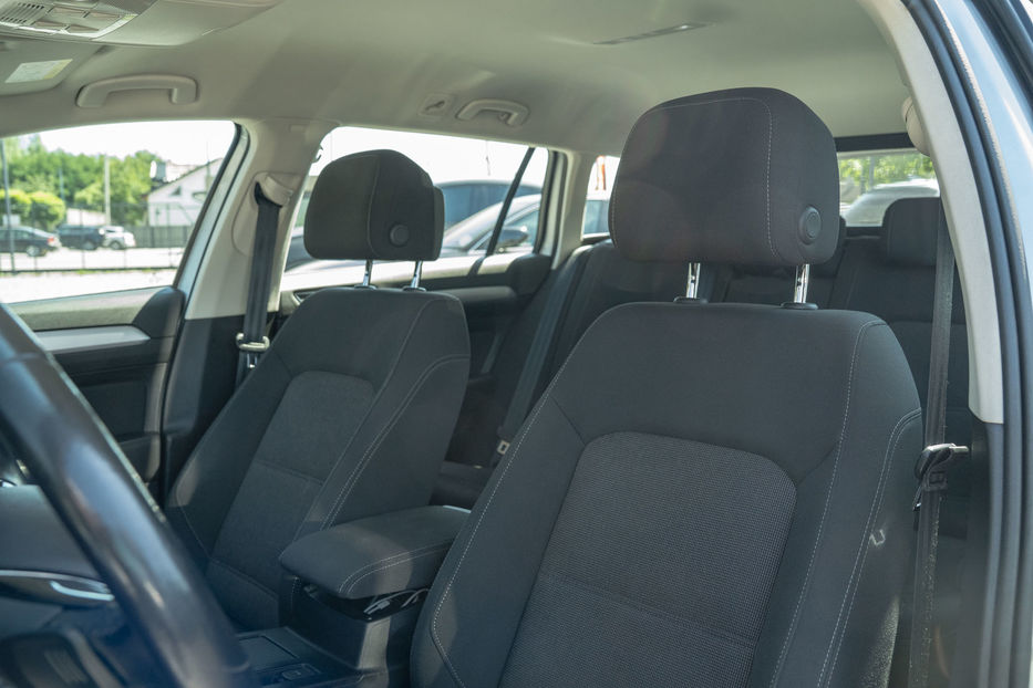 Продам Volkswagen Passat B8 2018 года в Черновцах