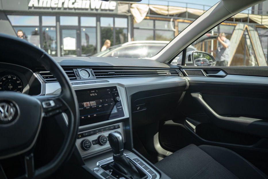Продам Volkswagen Passat B8 2018 года в Черновцах