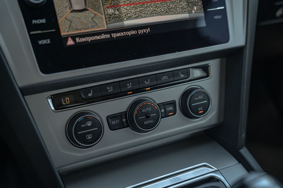 Продам Volkswagen Passat B8 2018 года в Черновцах