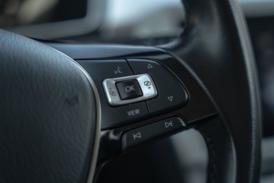 Продам Volkswagen Passat B8 2018 года в Черновцах