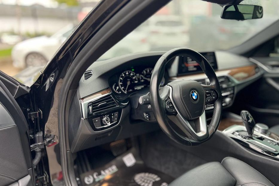 Продам BMW 530 2018 года в Черновцах