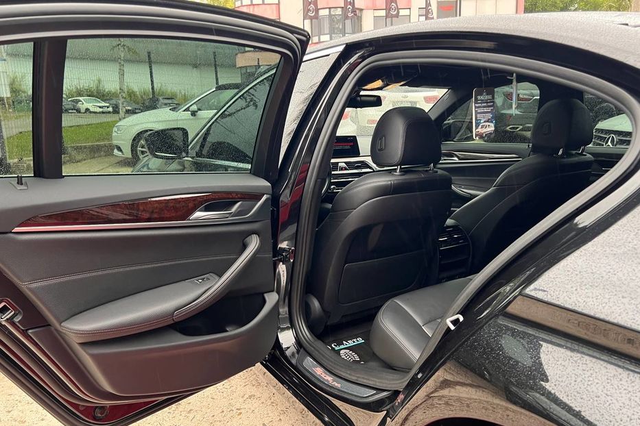 Продам BMW 530 2018 года в Черновцах