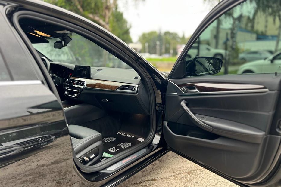Продам BMW 530 2018 года в Черновцах