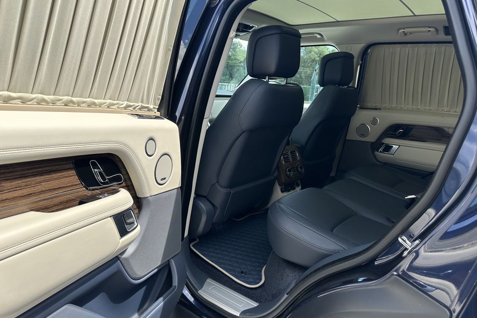 Продам Land Rover Range Rover HSE  2018 года в Киеве