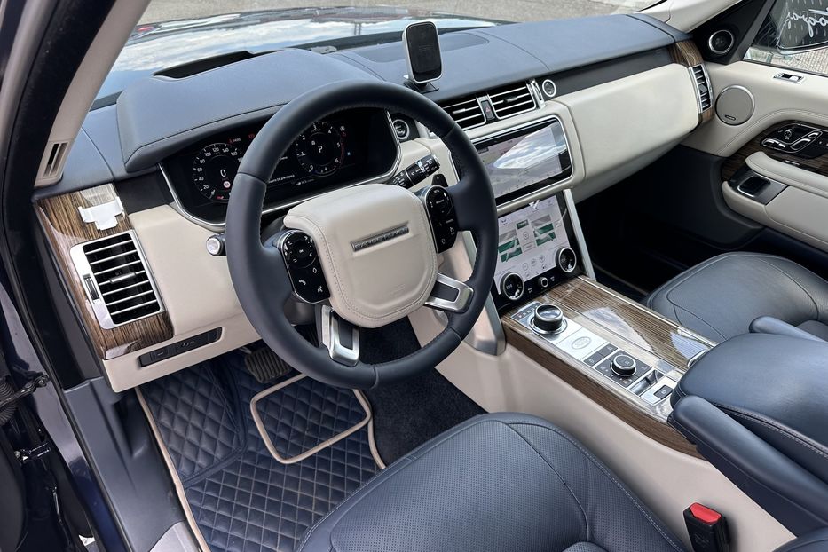 Продам Land Rover Range Rover HSE  2018 года в Киеве